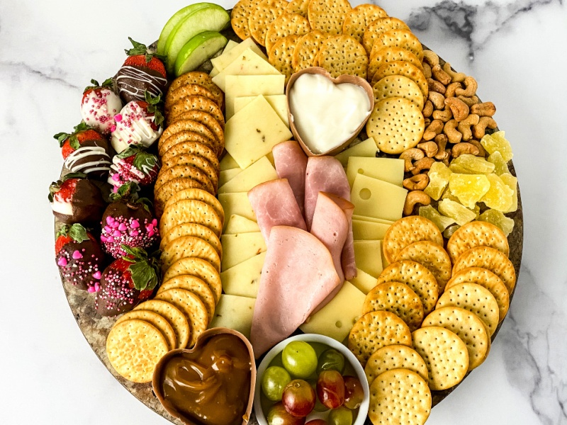 Adult Valentine’s Day Charcuterie Board