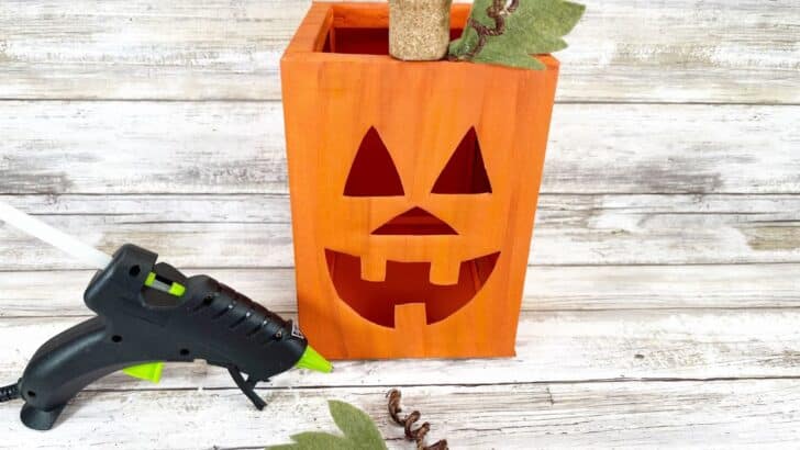 Dollar Store Canvas Jack-O-Lantern Craft