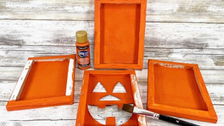 Dollar Store Canvas Jack-O-Lantern Craft