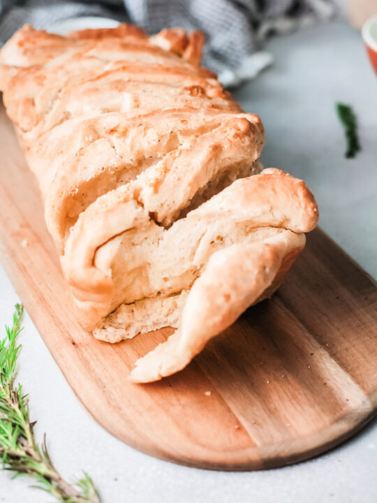 Herbed Butter Pull-Apart Bread