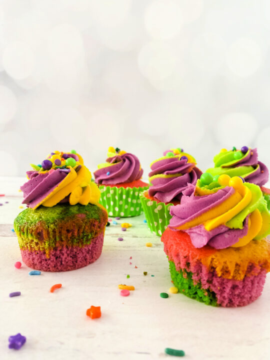 Mardi Gras Cupcakes