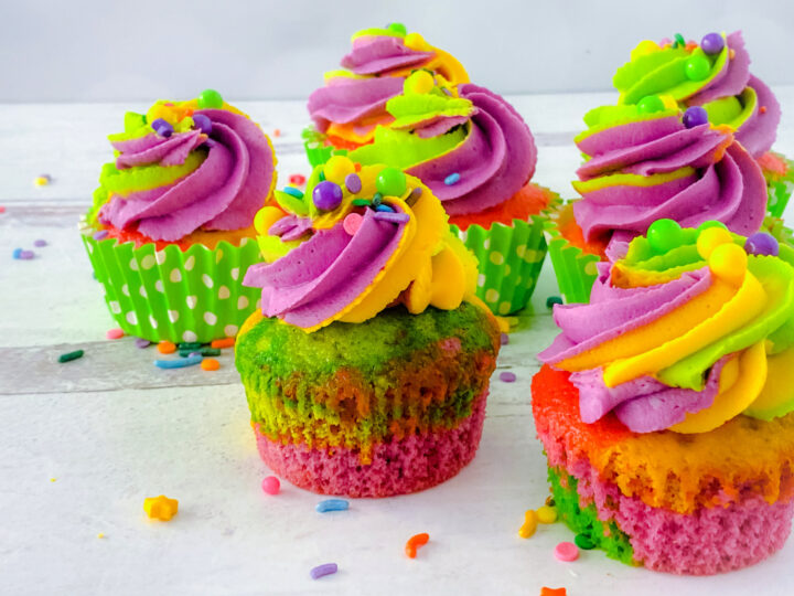 Mardi Gras Cupcakes