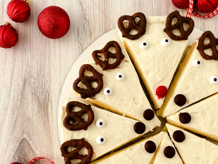 No-Bake Reindeer Cheesecake