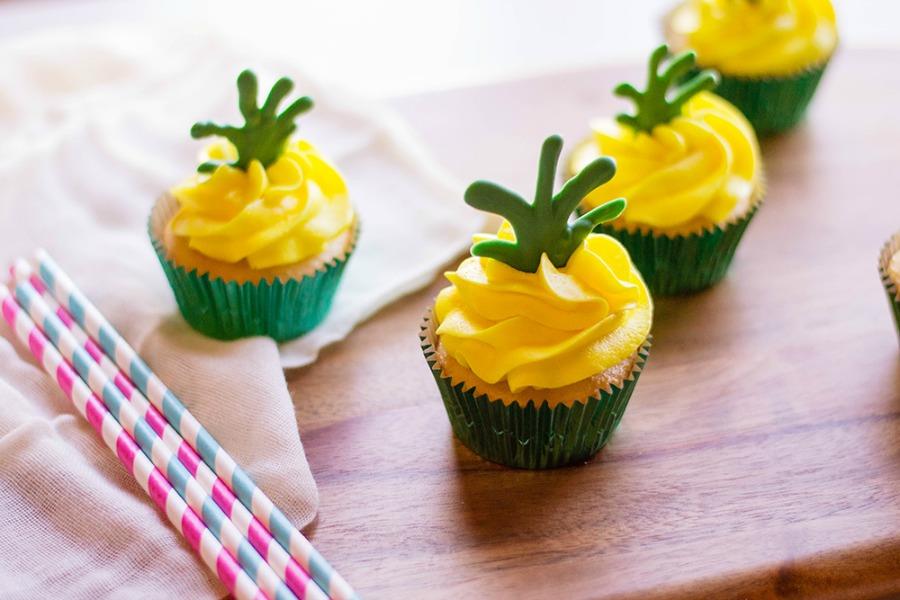 Pina Colada Cupcake