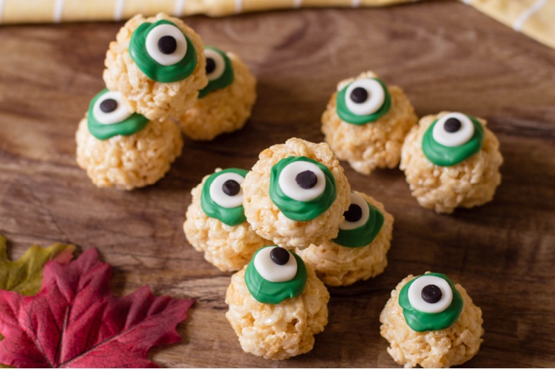 Rice Krispie Eyeballs on a table