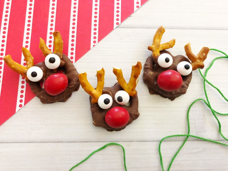 Rudolph Pretzel Bites Recipe