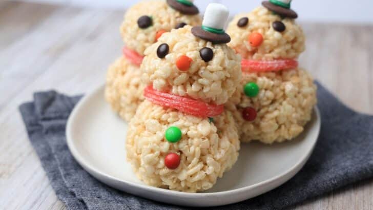 Snowman Rice Krispy Treats