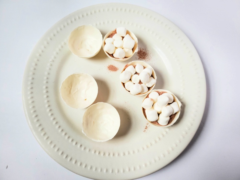 St. Patrick’s Day Hot Cocoa Bombs