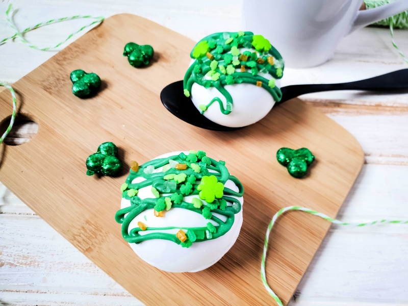 St. Patrick’s Day Hot Cocoa Bombs