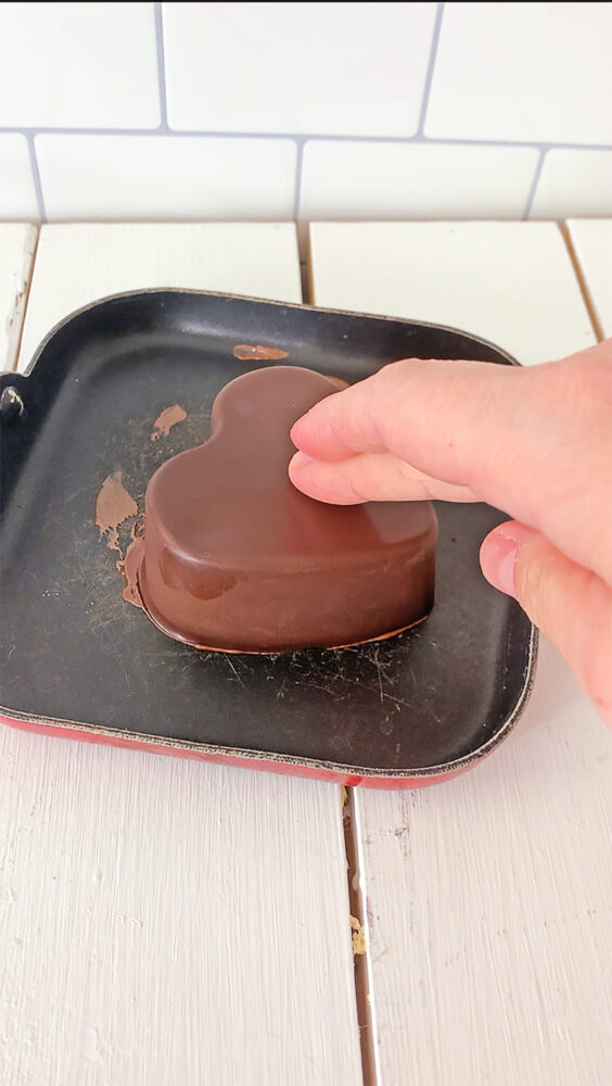 Valentine’s Day Hot Chocolate Bombs