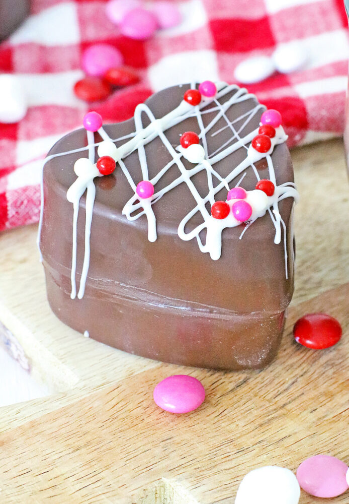 Valentine’s Day Hot Chocolate Bombs