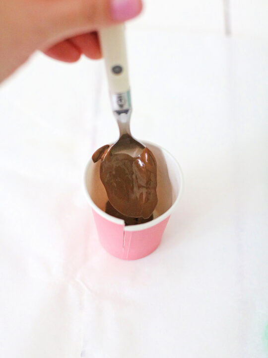 Valentine’s Day Hot Cocoa Bomb Cups