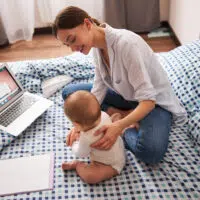 9 Tips for Balancing Work and Parenting