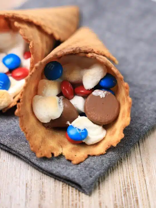 How to Make 4th of July Campfire Cones in 3 Easy Steps