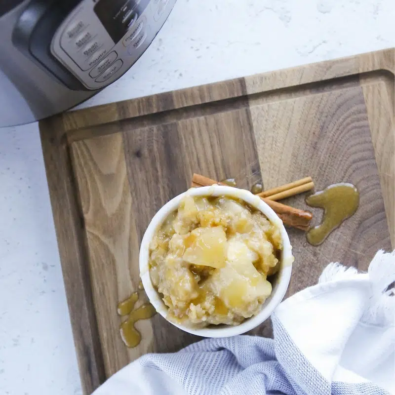 Apple crisp in bowl on table