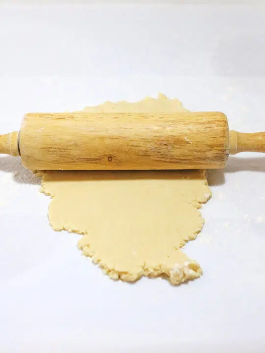 rolling pin and dough