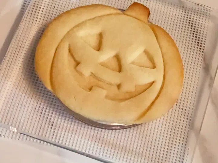 JACK-O-LANTERN COOKIE RECIPE