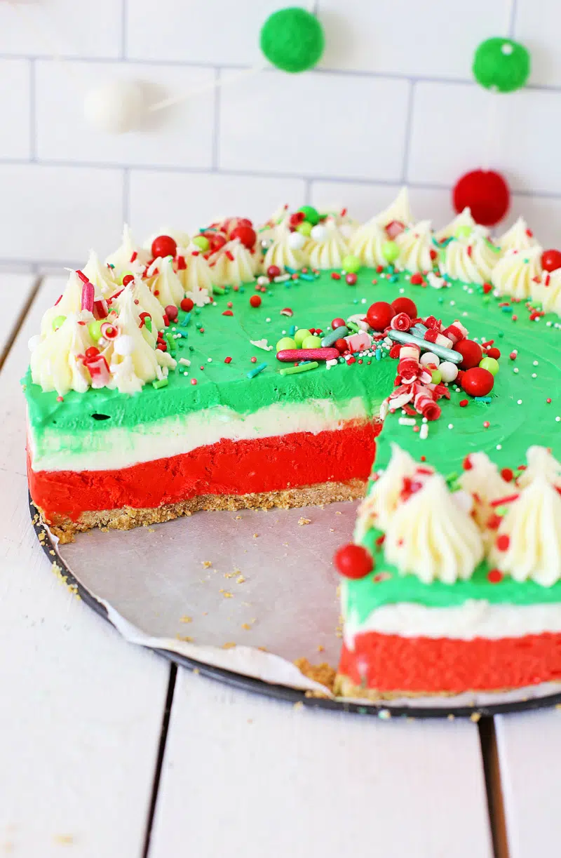 No-Bake Christmas Cheesecake