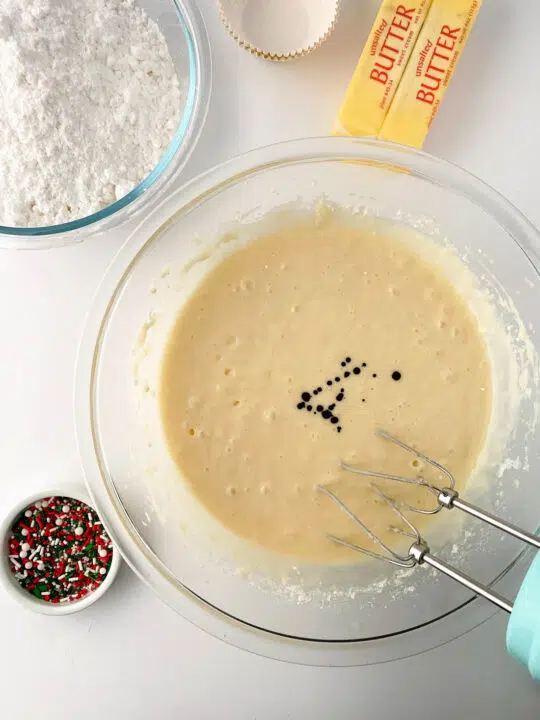 WREATH PULL-APART CUPCAKE 