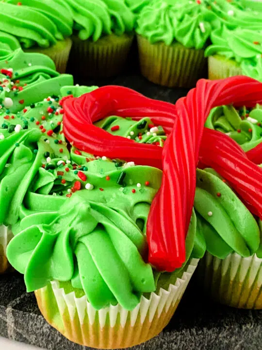 Wreath Pull Apart Cupcakes